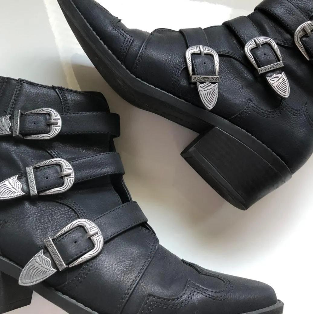 indigo. Rd Yasmina Western Booties - Image 2