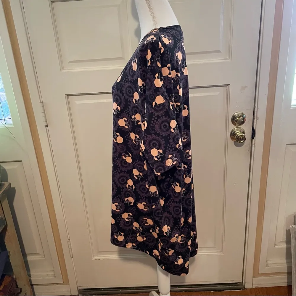 LuLaRoe and Disney Minnie Mouse Irma Tunic - Image 5