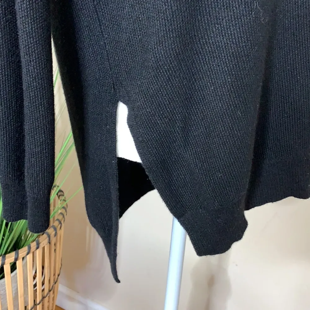 boden • wool blend vneck sweater with side split - Image 83