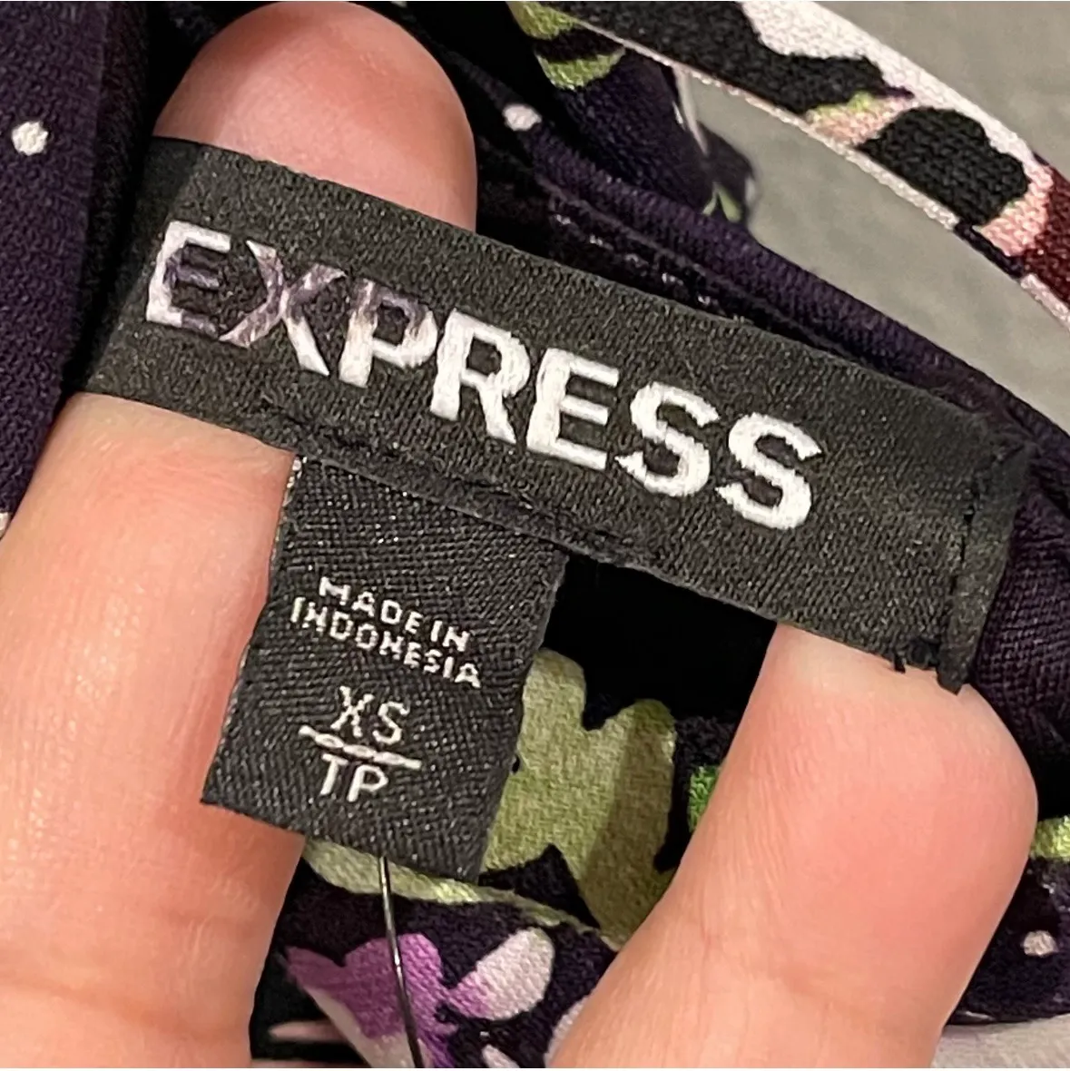 Black Floral Maxi Dress - Image 7