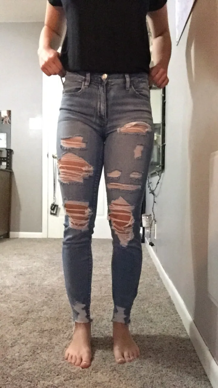 American Eagle Outfitters Ripped Skinnies - Image 2