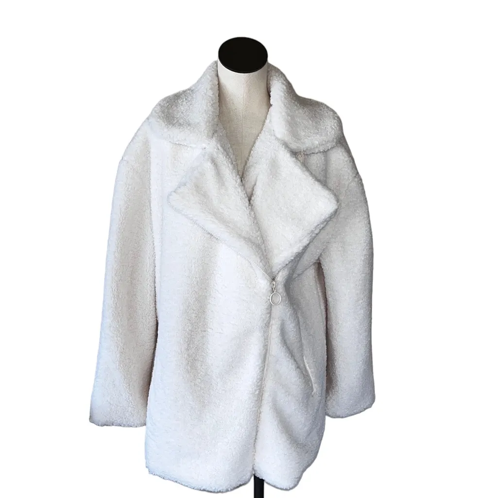 NWT C& C California White Teddy Faux Fur Sherpa Cozy Coat XL Ivory white - Image 3