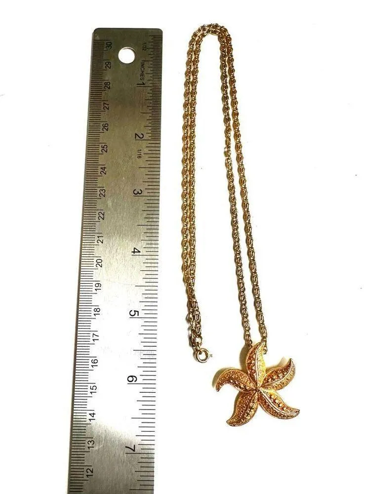 Vintage STARFISH gold tone pendant Necklace - Image 7