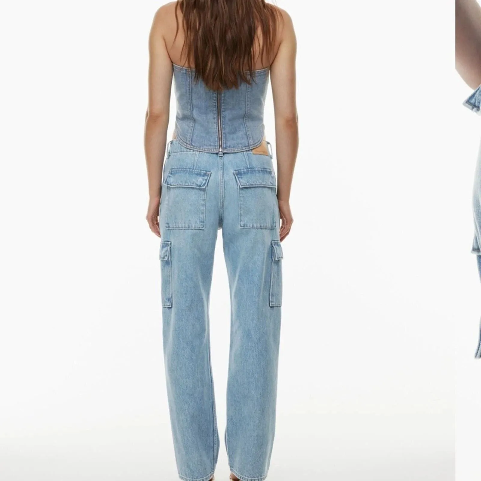 ARITZIA DENIM FORUM The 90s EDIE Low Rise Cargo JEANS size 24 - Image 2