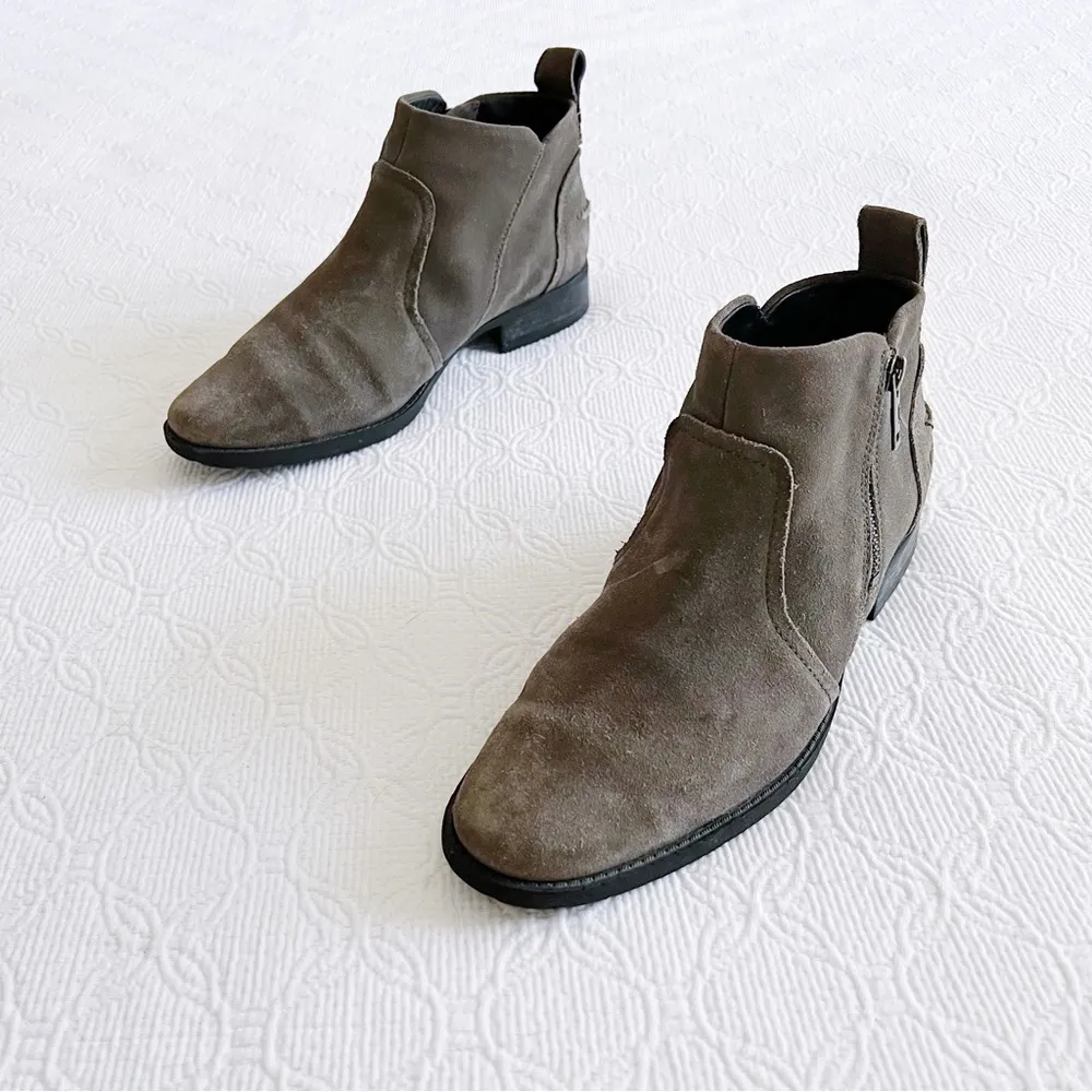 UGG • Aureo II Suede Ankle Boot bootie waterproof Slate grey leather zip - Image 2