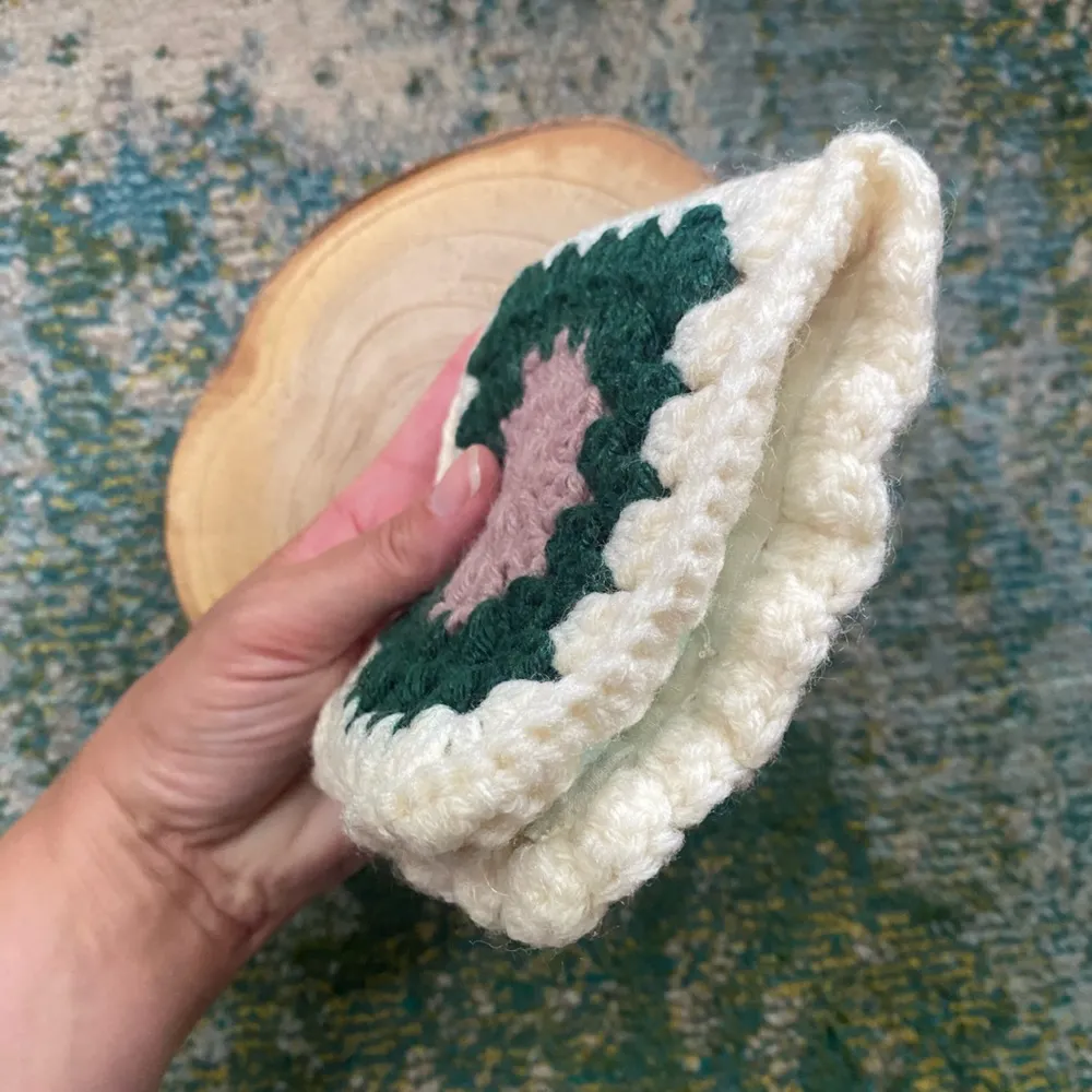 Handmade vintage crochet Velcro wallet mini pouch Green - Image 2