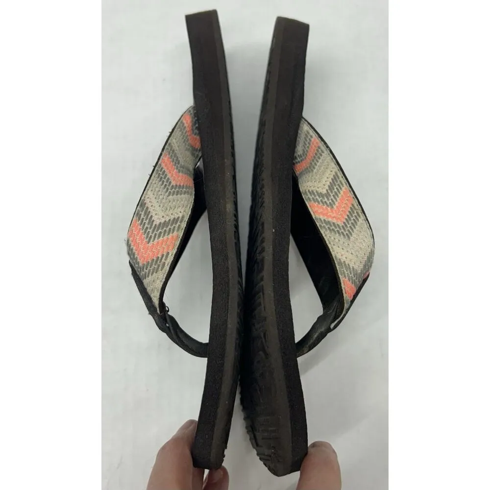 Skechers Yoga Foam Sandals flip flops Womens 10.5 Brown Gray Coral Chevron - Image 4