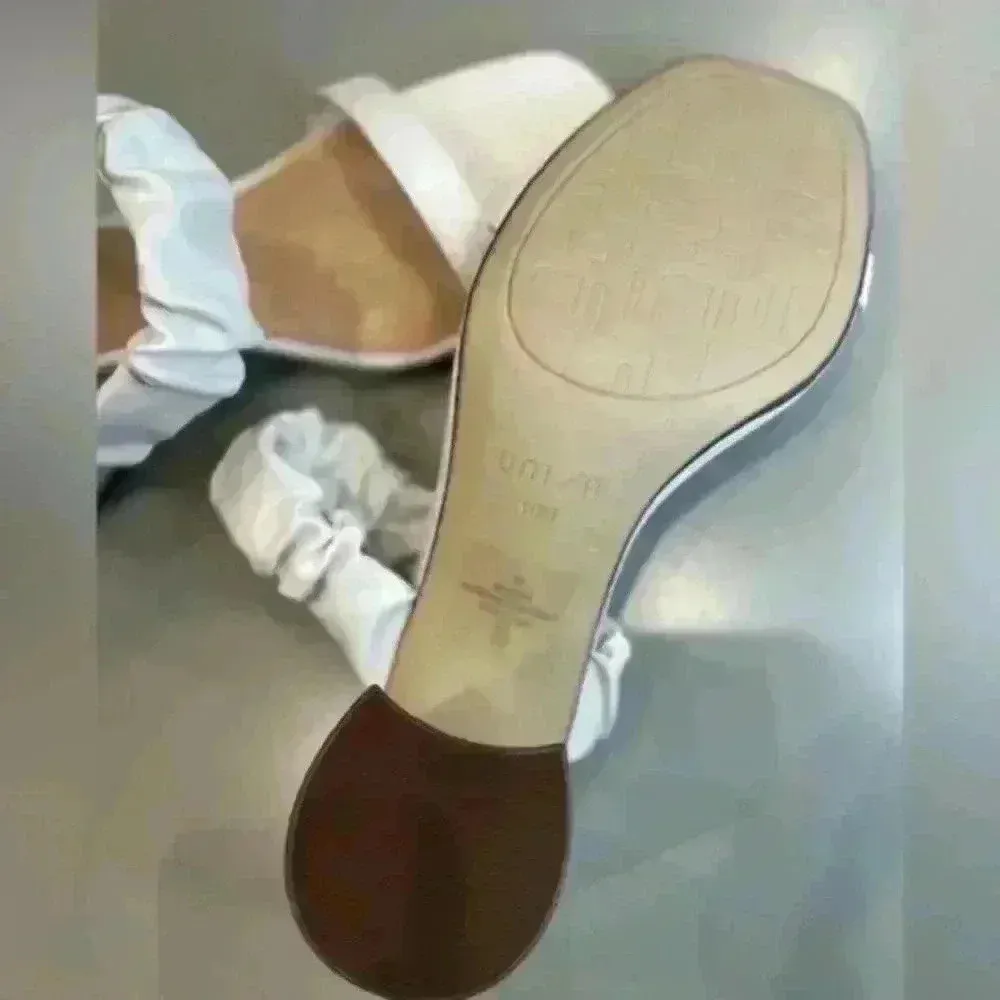 UNISA WOMENS CYLA SLIDE SANDAL -‎ WHITE - Image 7