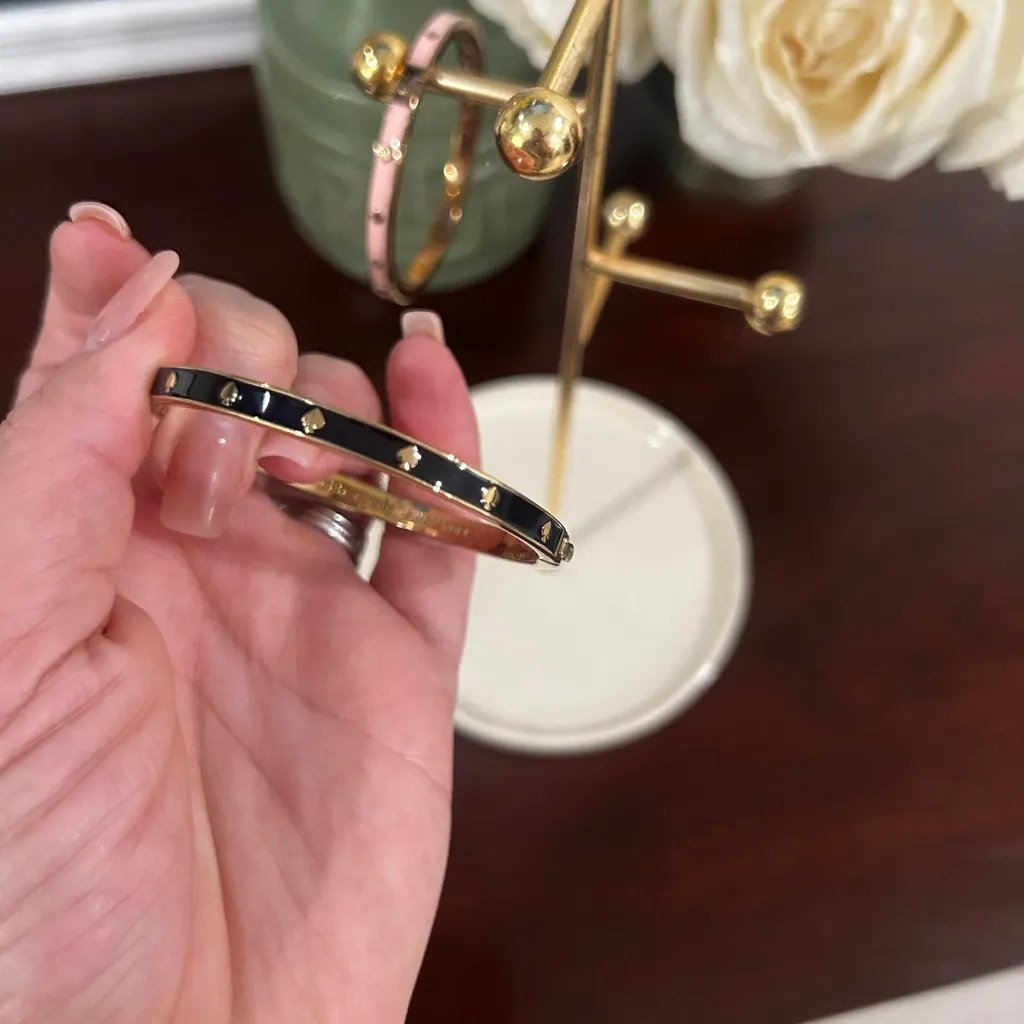 Kate Spade Spot The Spade Enamel Hinged Bangle - Image 7