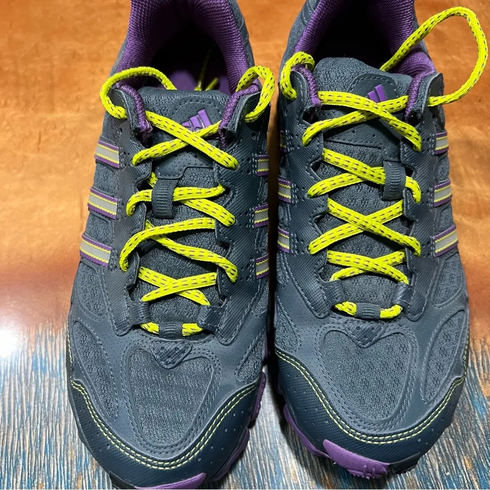 Adidas Kanadia TR Trail running shoes purple gray yellow size 8 - Image 9