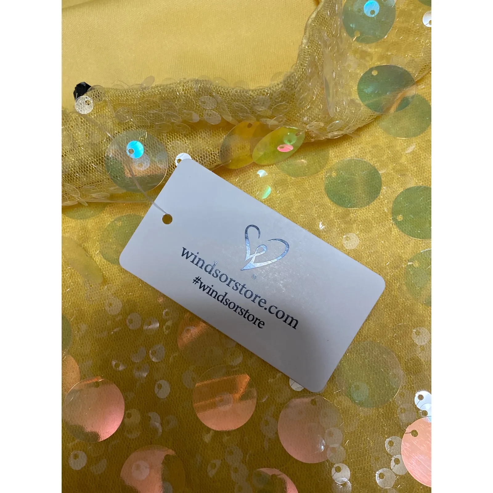 NEW Windsor Women's Yellow Sequin Embellished Low Rise Mini Pencil Skirt Size M - Image 6