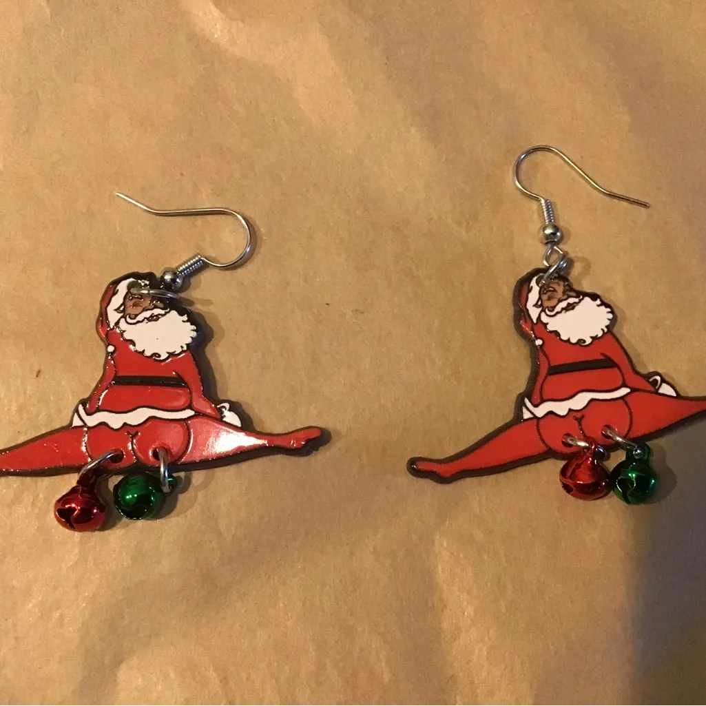 Naughty santa dangle earrings - Image 2