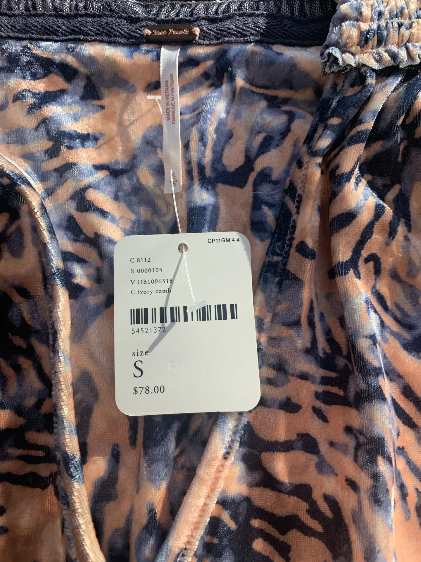 Velvet Patterned Shirt Small - Image 2