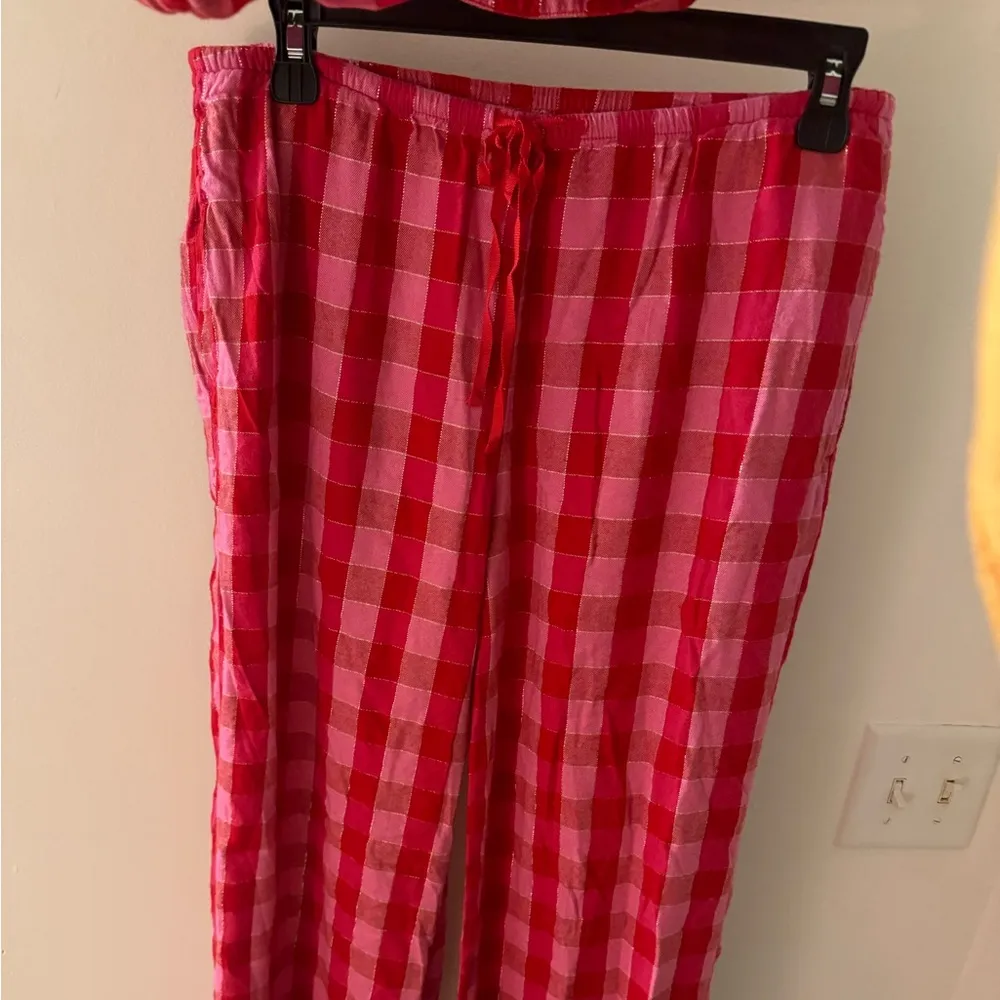victoria’s secret matching 2 piece pajama set red and pink size XS - Image 5