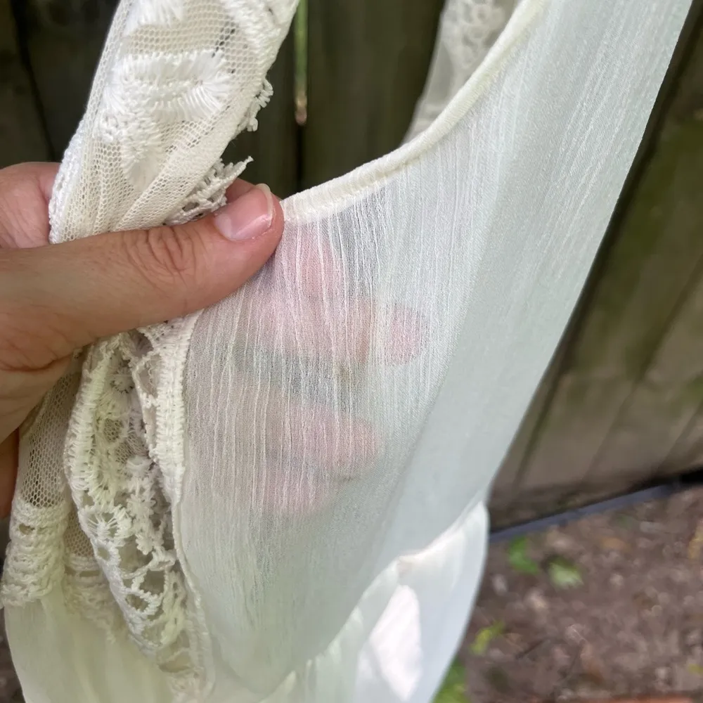 No boundaries sheer vest size xl large - Image 3