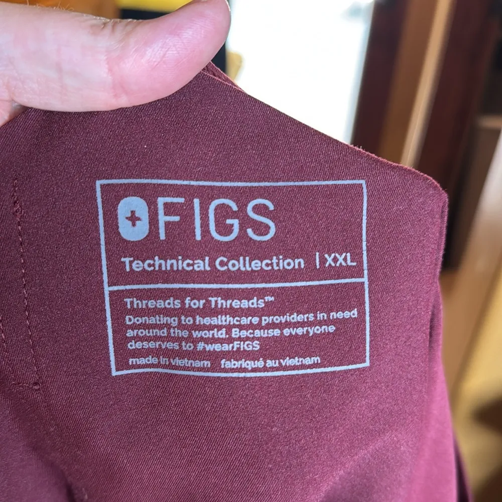 FIGS Burgundy Maternity Jogger Scrub Pants Size XXL - Image 16