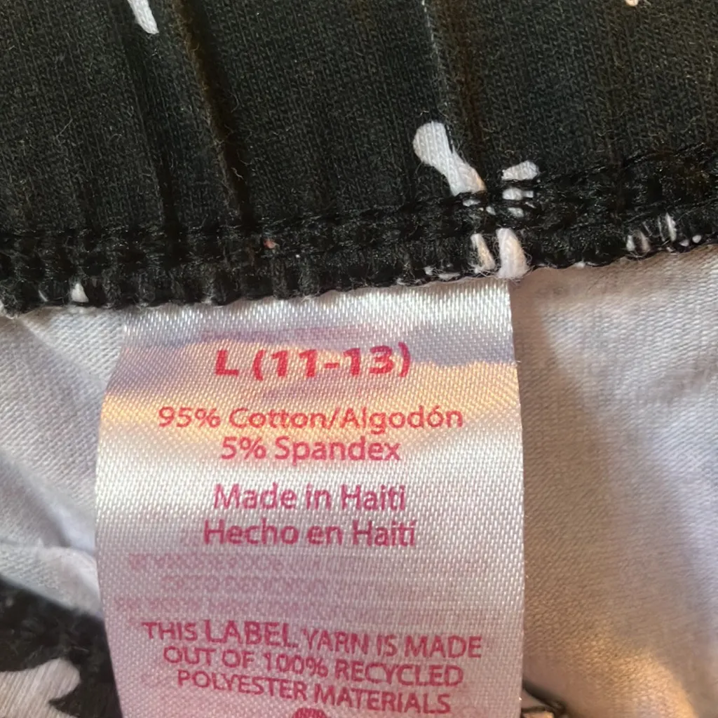 FINAL MARKDOWN Snowflake leggings large Size undefined - Image 3