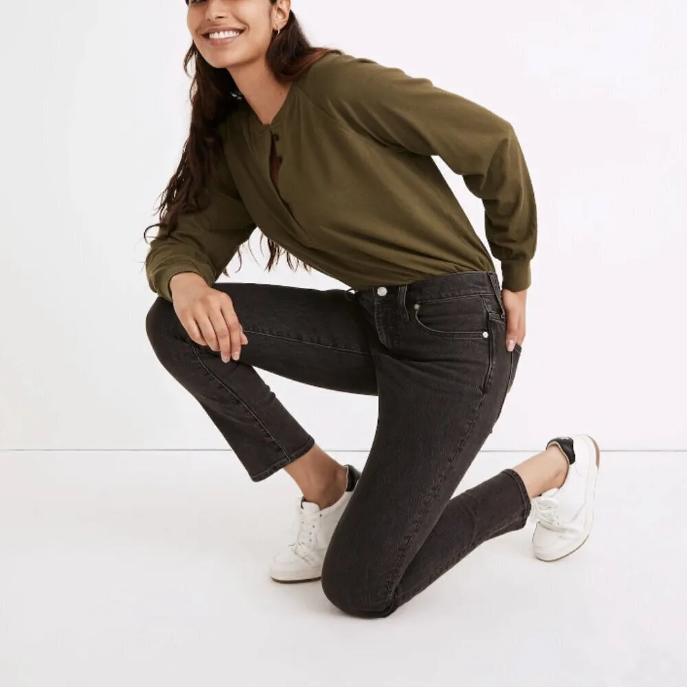 Madewell The Petite Mid-Rise Perfect Vintage Jean 24 in‎ Lunar Wash - Image 4