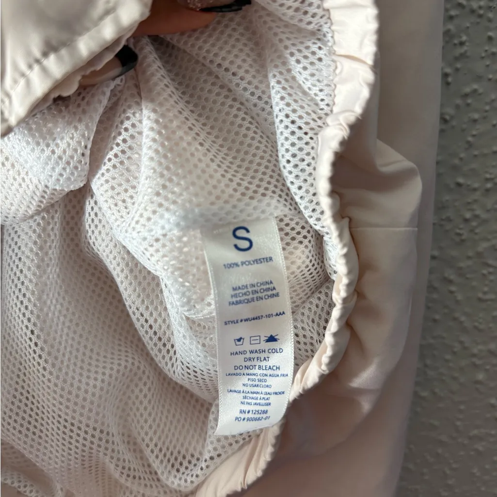 Aeropostale Women's Light Pink Bomber Jacket Size S - Image 4