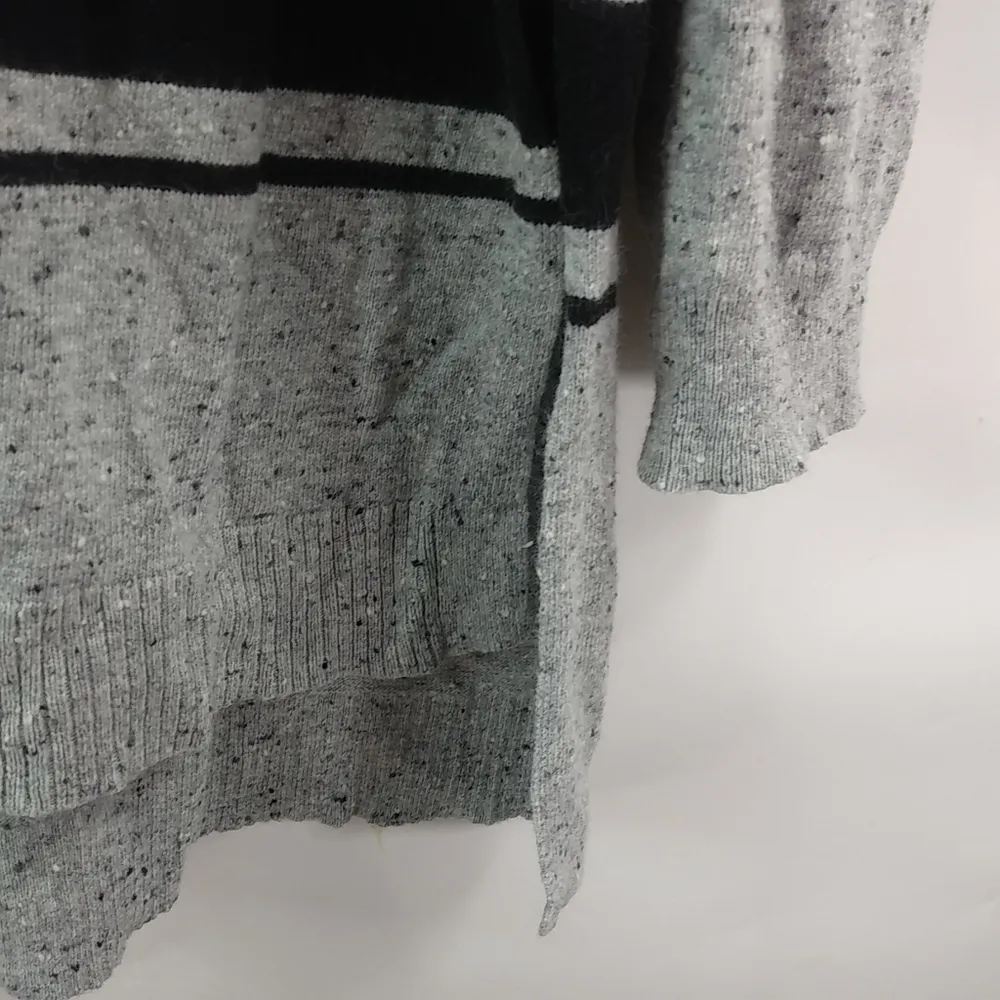 Vince Camuto L Oversize Boyfriend Pullover Sweater - Image 3