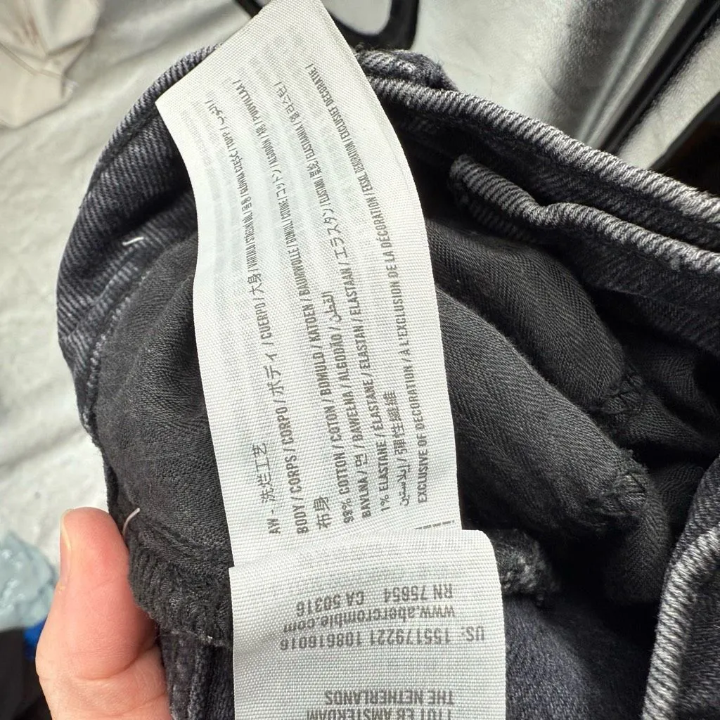 Abercrombie & Fitch Women’s 27 90s Straight High Rise Jeans Black Wash Grey Gray - Image 5