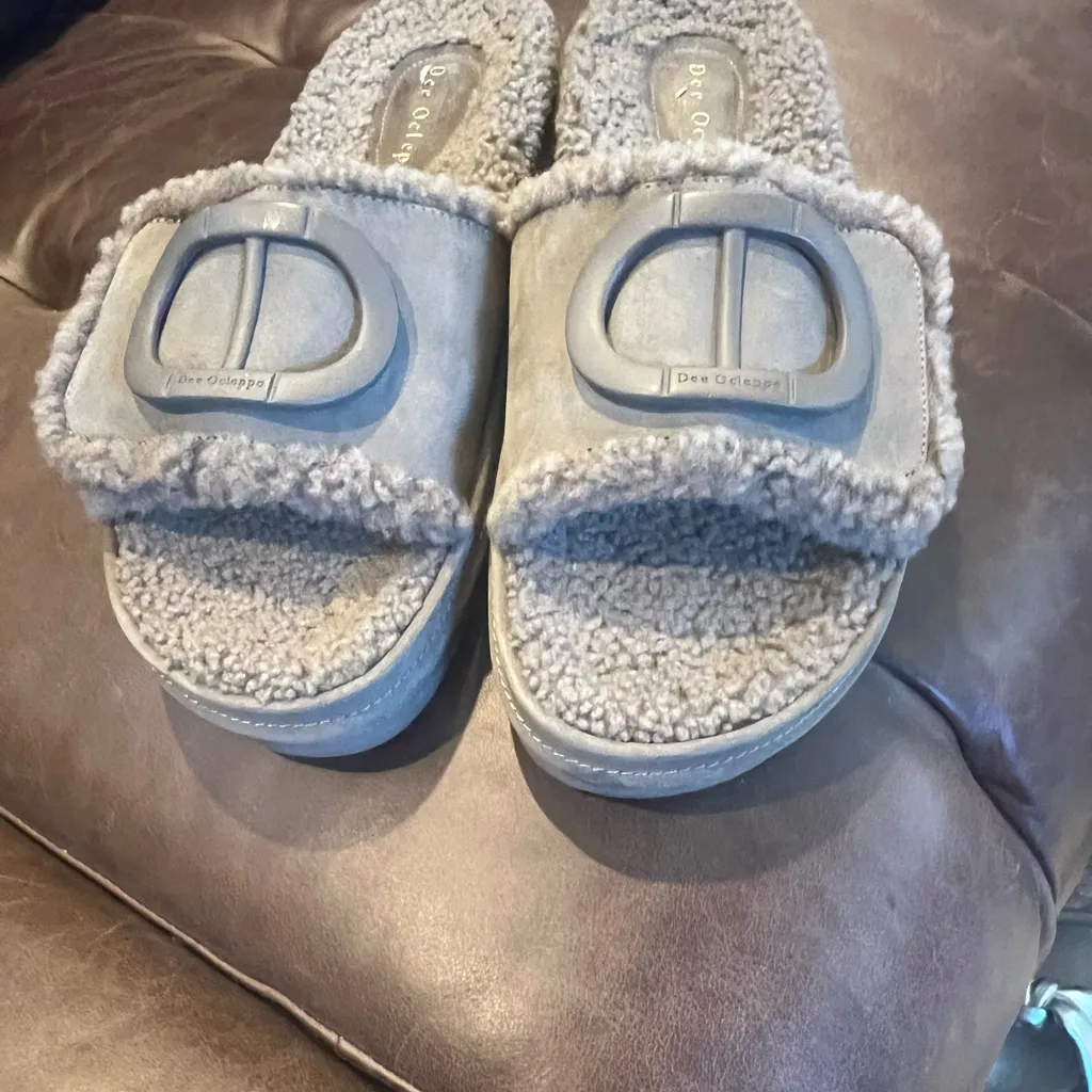 Lima Genuine Shearling Platform Sandal In Green size 10 NWOT - Image 3