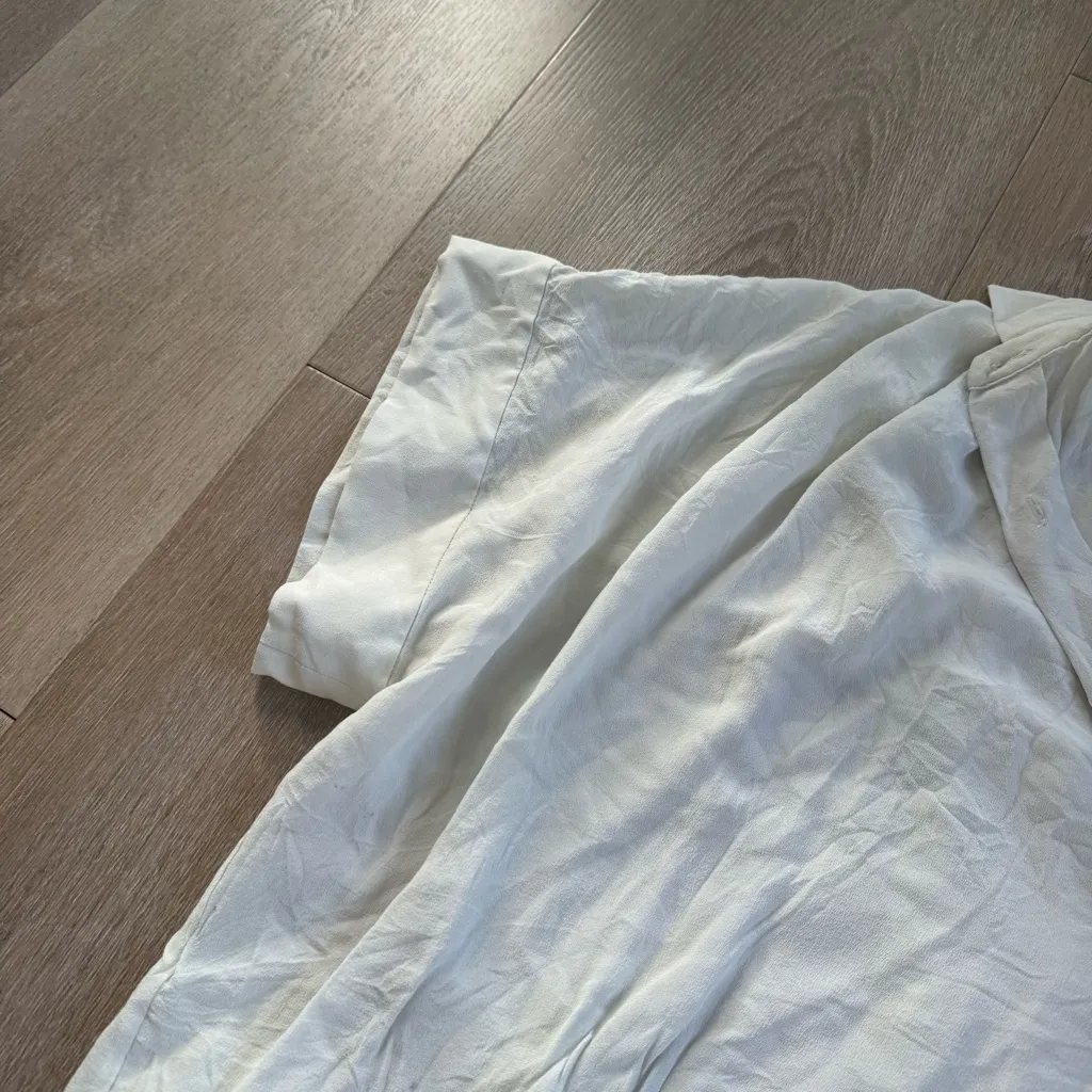 Everlane Boxy Light Green Button-Up Blouse - Image 3