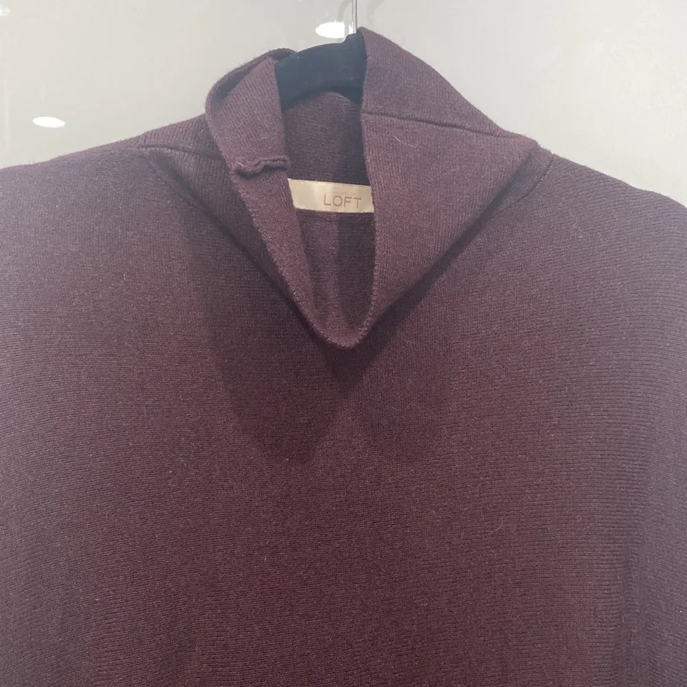 Loft Women's Purple Turtleneck Long Sleeve Tunic Top Shirt Sz Small - Image 3