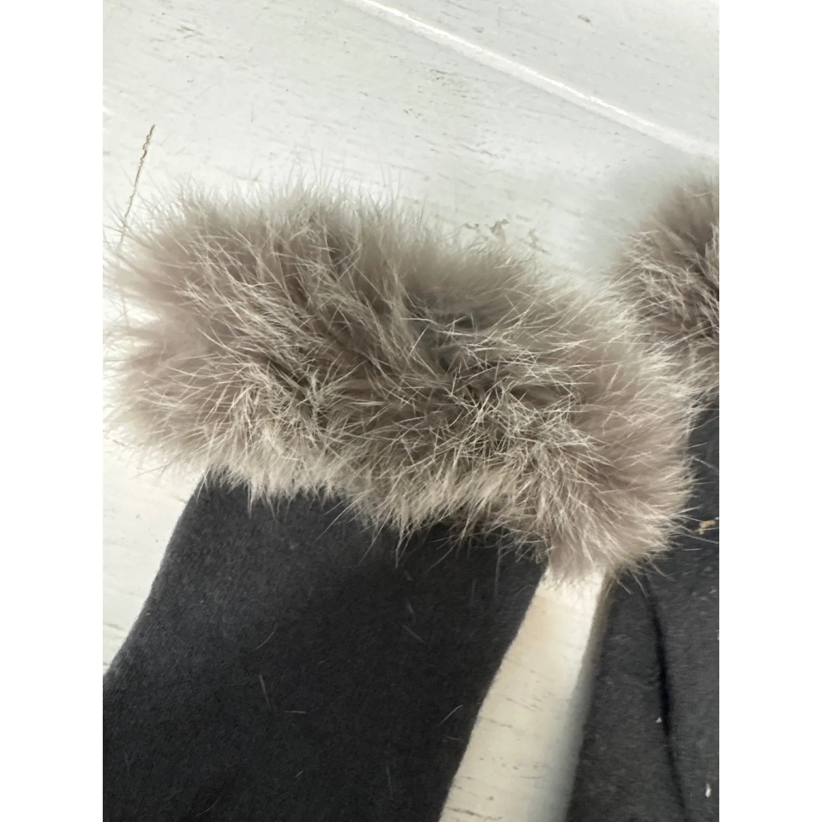 Rabbit Fur Trim Gray Gloves Winter Fashion Warm Cozy Elegant Women's Accessories Black - Image 3