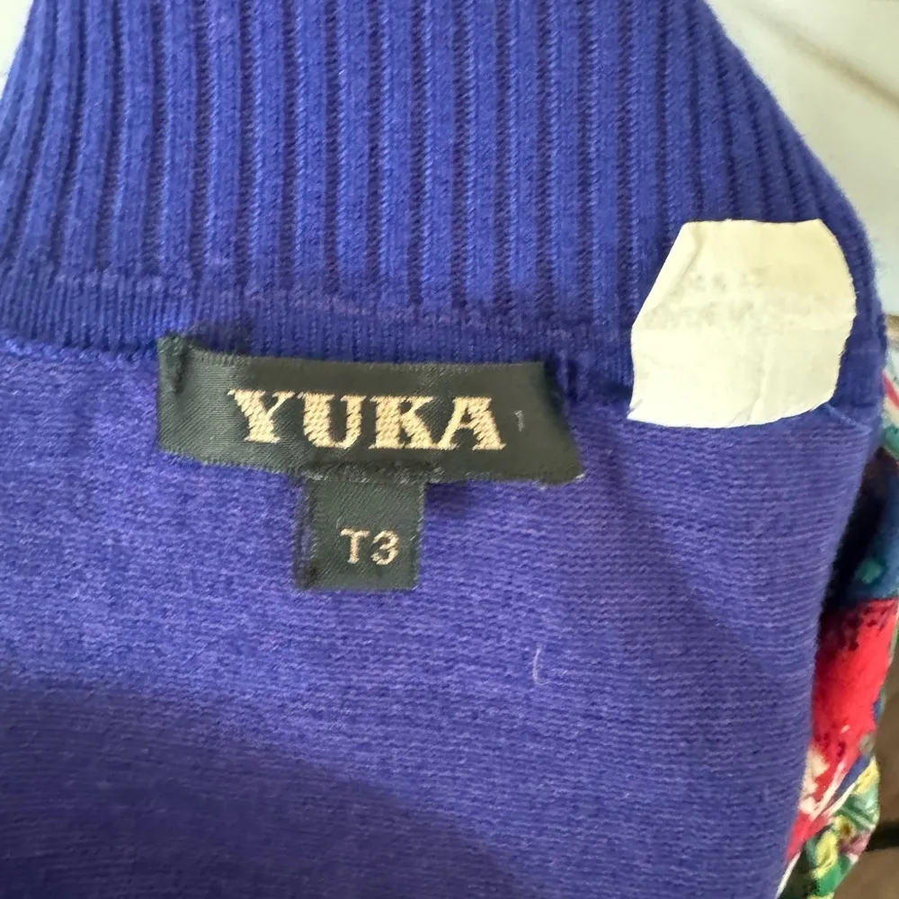 Yuka Mixed Media Print Turtle Neck Size Medium Blue - Image 9