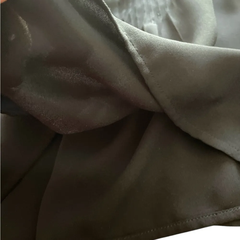 EXPRESS  Black Sleeveless Top - Image 6