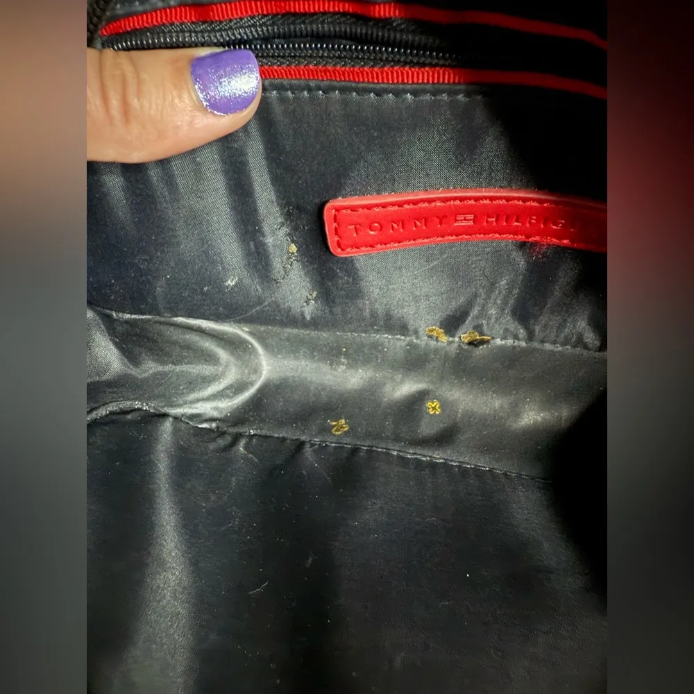 Vintage Tommy Hilfiger Navy Blue Faux Leather Crossbody Purse - Image 7