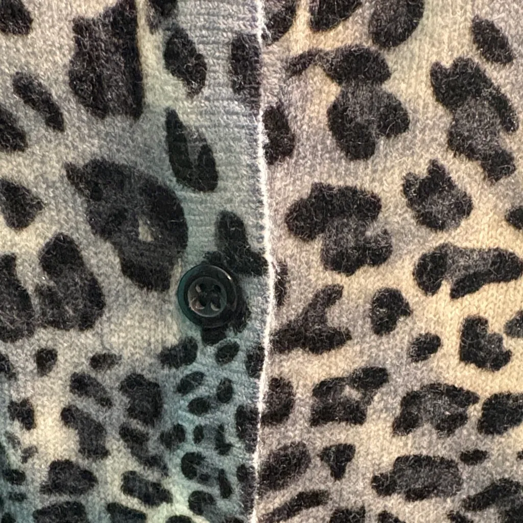 Evan Picone lovely Leopard Print Button Down Cardigan - Image 3