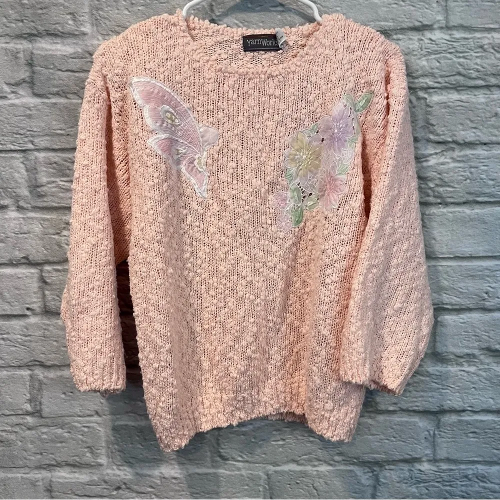Vintage Women’s Large Yarn Works Pastel Pink Floral Detail Knit Light Weight Top - Image 9