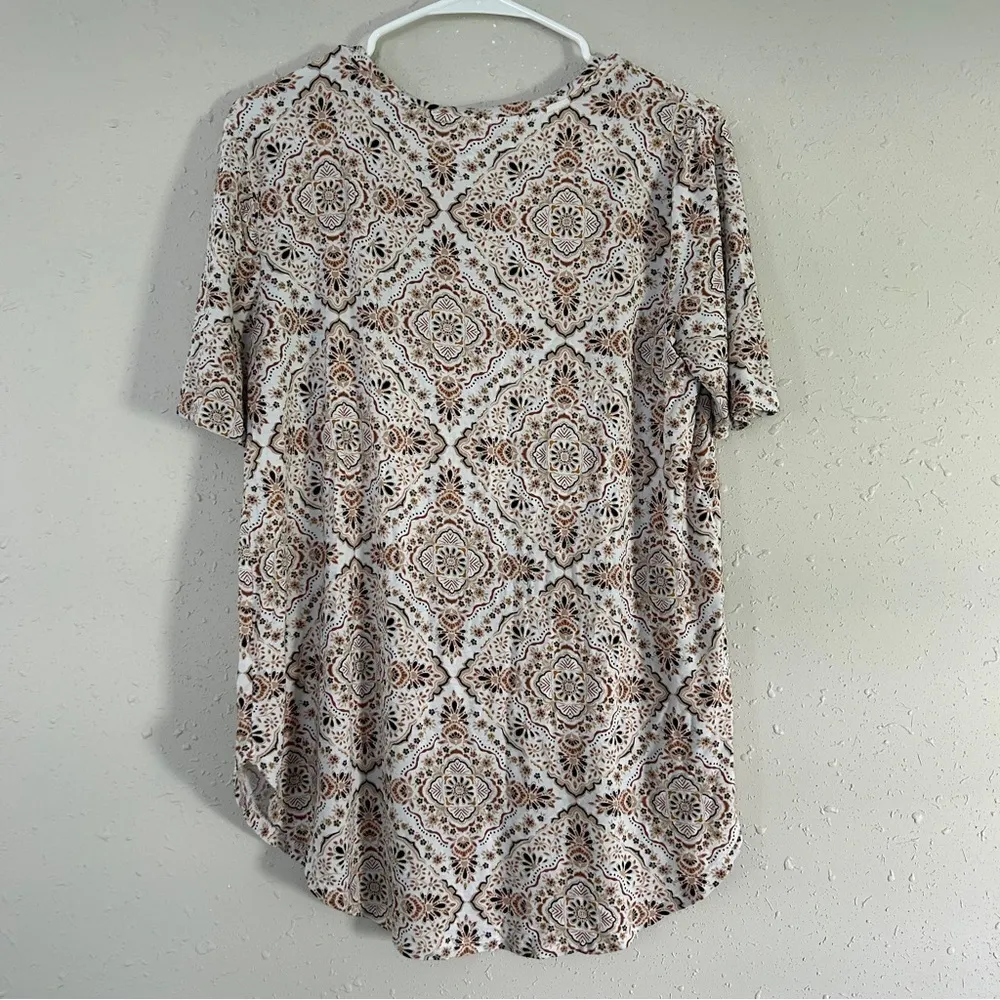 🦋 Maurices 24/7 Flawless Medallion Tunic Tee Casual Soft Comfy Summer Large - Image 5