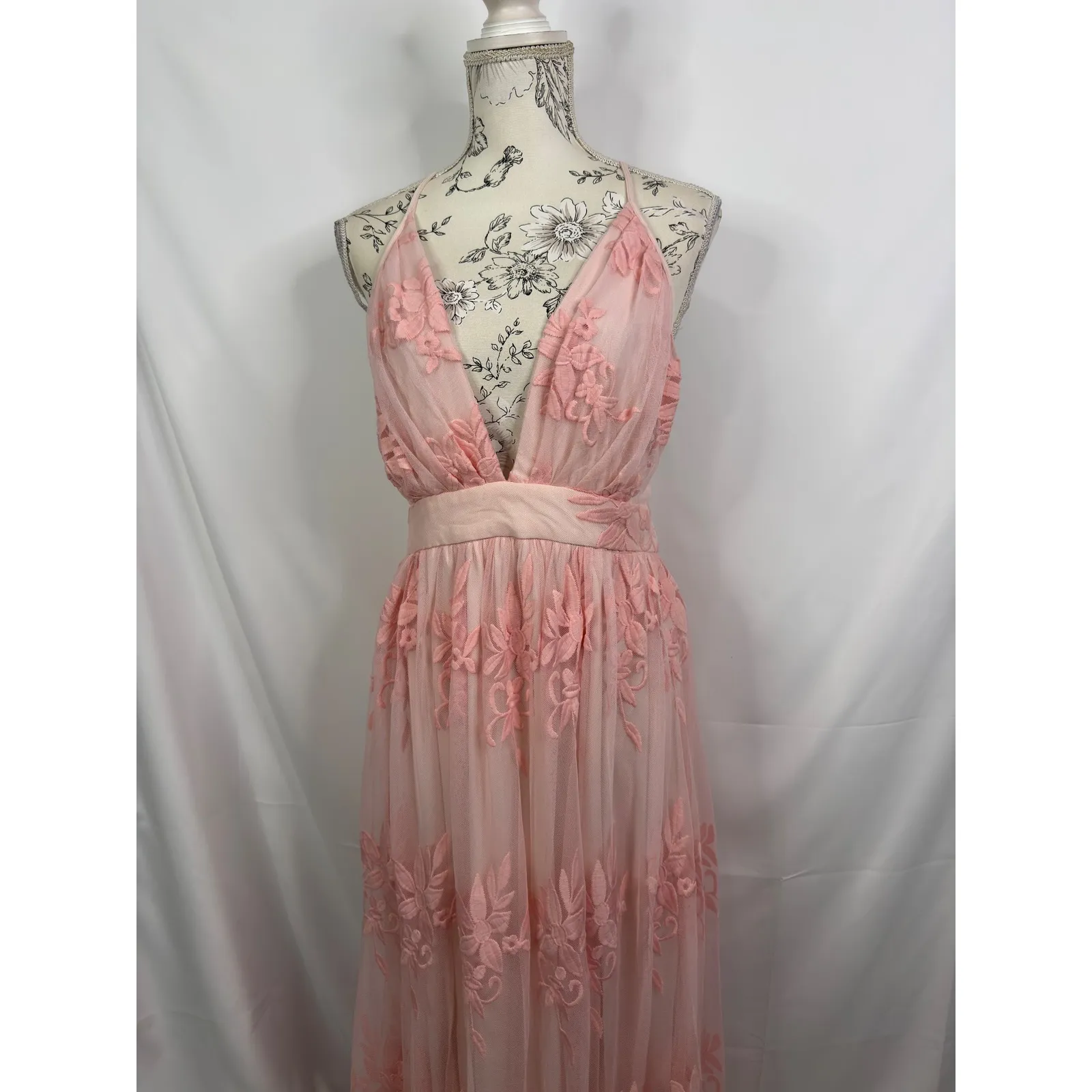 DOKOTOO Pink Floral Lace Halter Maxi Dress Evening Formal Occasion Size M NWT Size M - Image 7