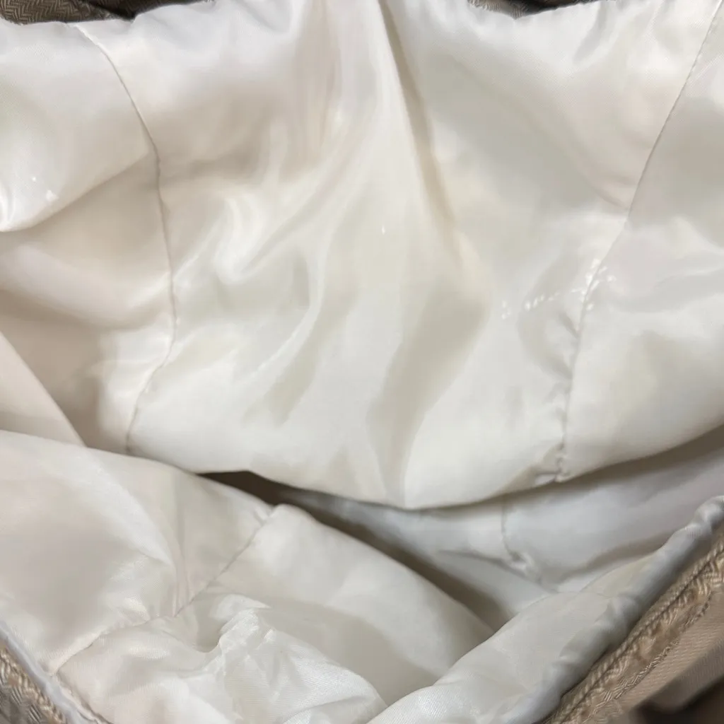 Columbia Women's Hooded Puffer Jacket - Beige - Image 11