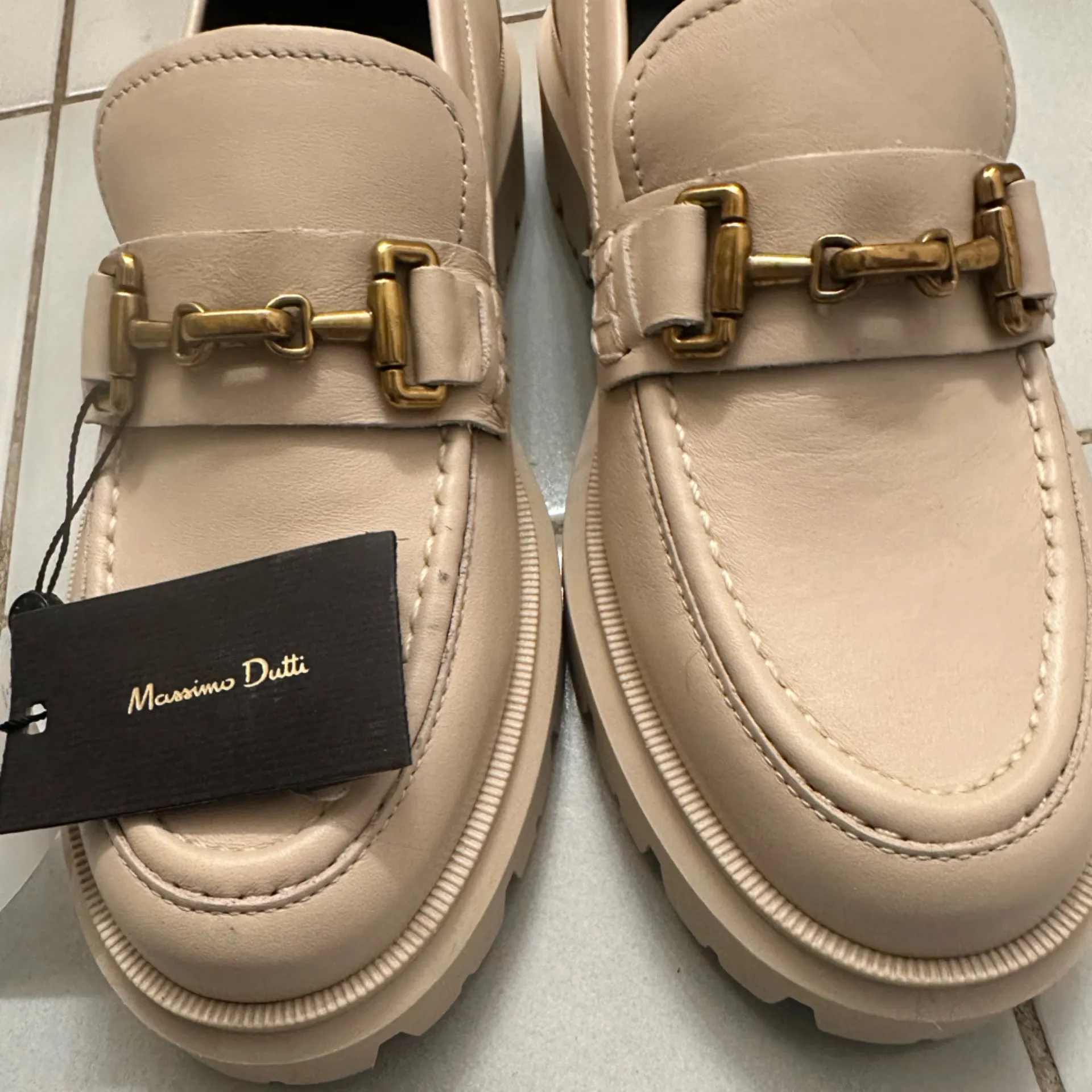 Massimo Dutti Leather Loafers Size 8 NWT - Image 9