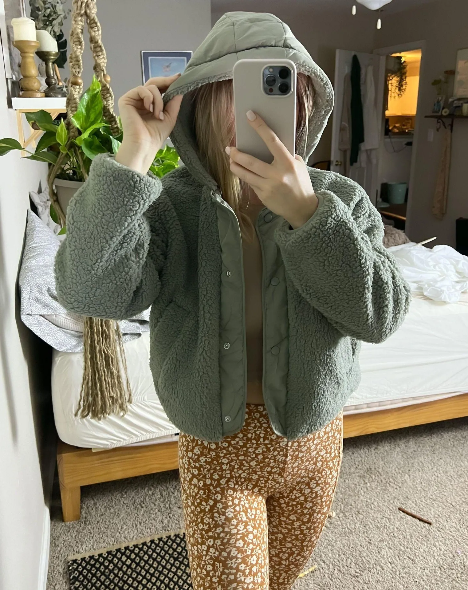 Lightweight Cropped Fleece Jacket - Image 3