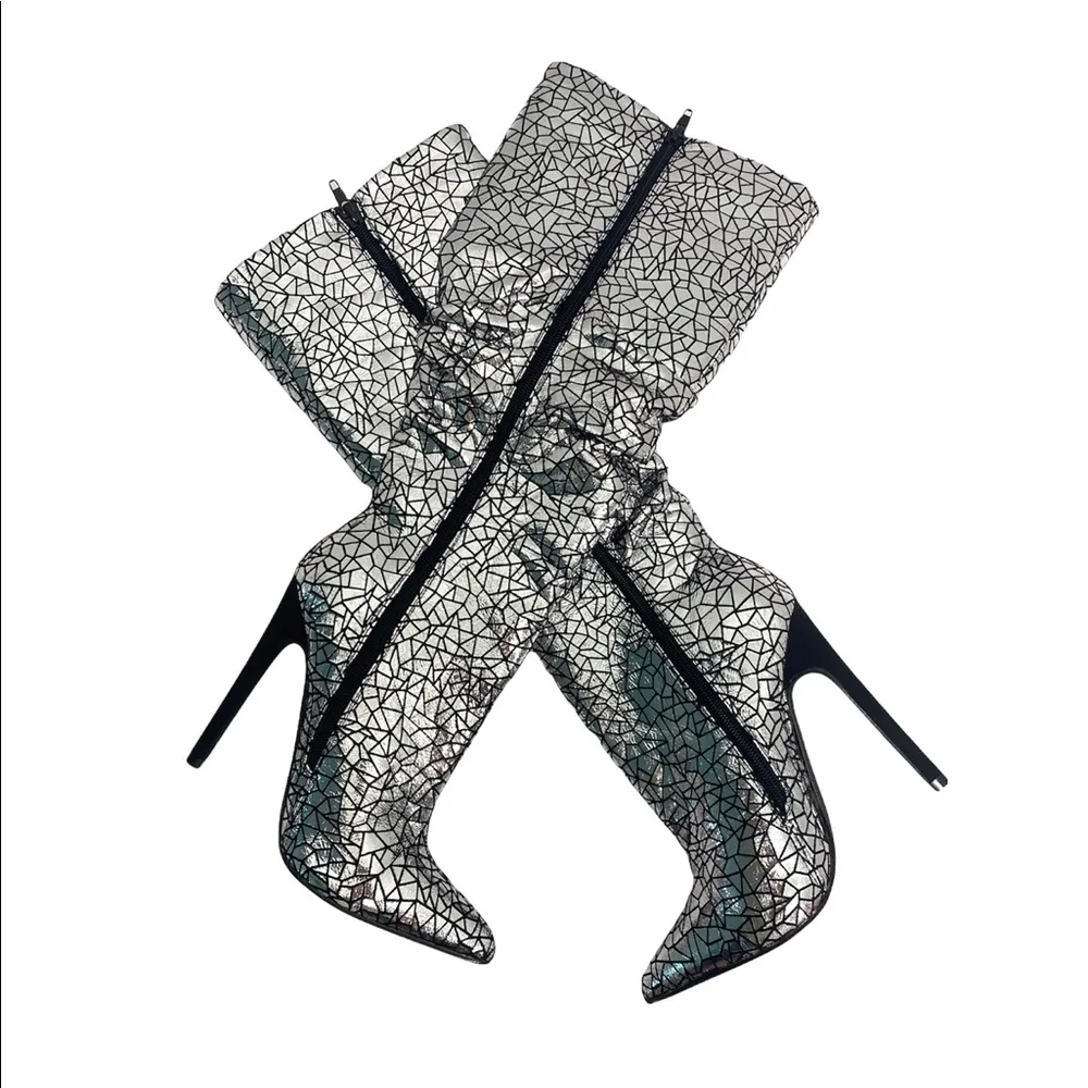 ShoeDazzle Beckey Slouchy Stiletto Boot Faux Leather Silver Foil Size 5.5 New - Image 6