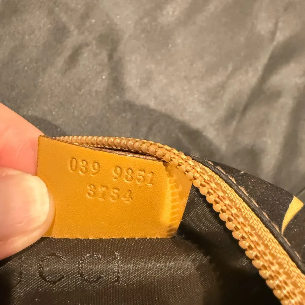 GUCCI Bamboo leaves Nylon Pouch Bag/Clutch - Image 10