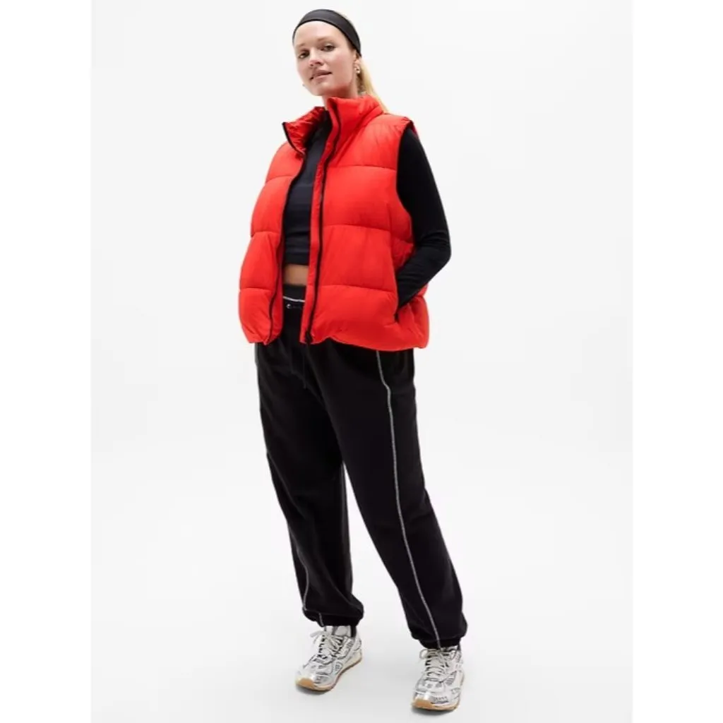 New S Athleta Stratus Puffer Vest Cardinal Red Small Regular - Image 4