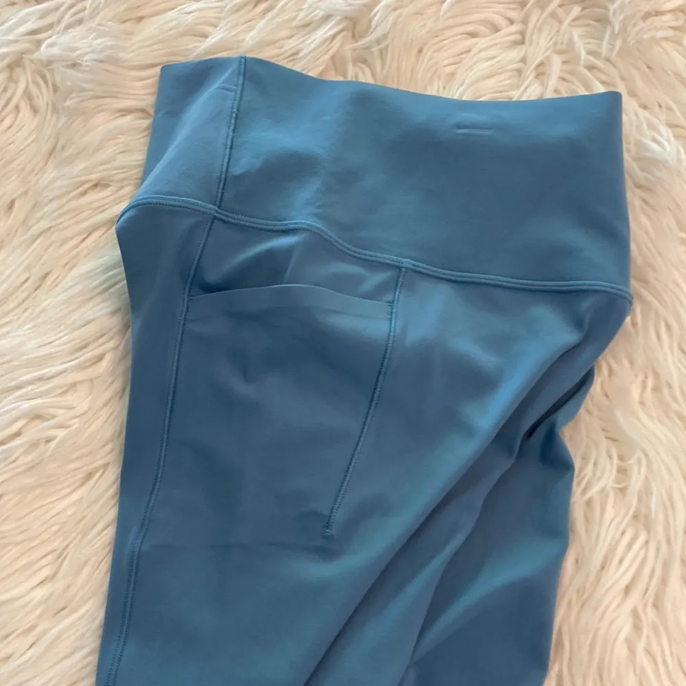 ATHLETA Legging size S/P brand new with tag color teal inseam 20” - Image 8