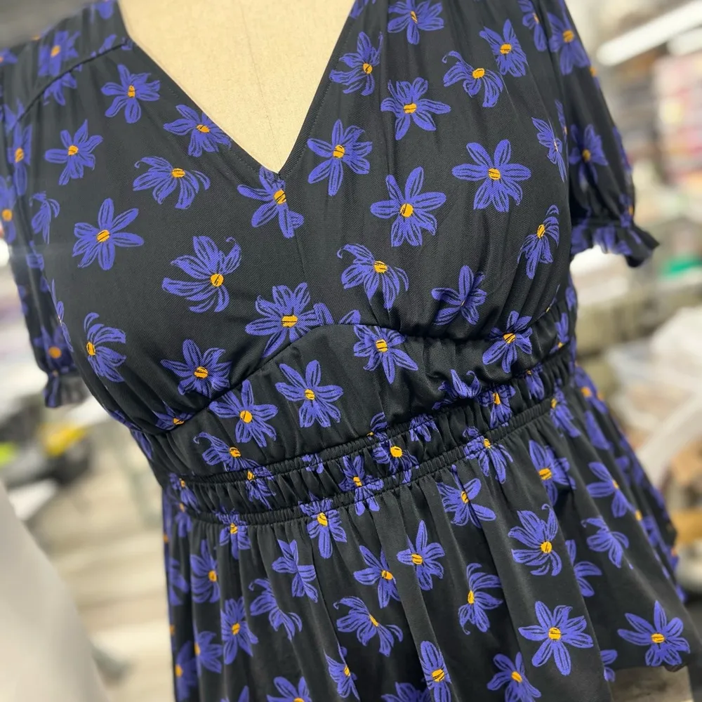 Ava & Viv Floral Peplum Top 1X - Image 2