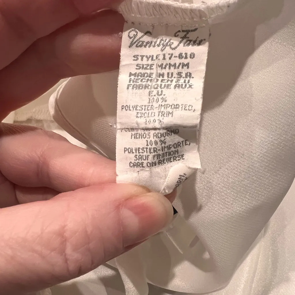 Vintage Vanity Fair White Camisole Tiered Scallops Poly MADE IN USA Med Romantic - Image 4