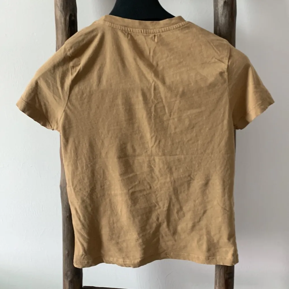 Brown Puppies Pull&Bear Tee / Size XS - Image 7