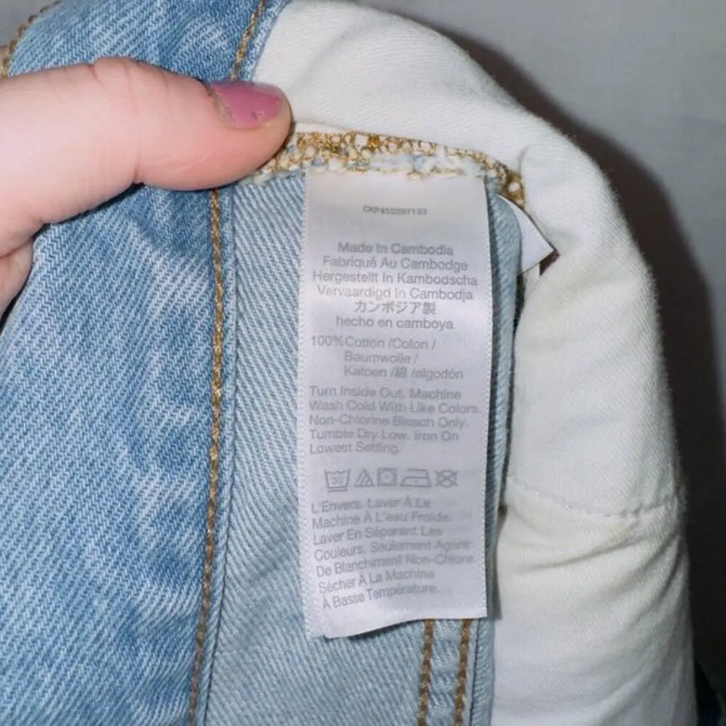 Madewell Light Wash High Waisted Button Fly Relaxed Fit Denim Shorts size 28 - Image 7