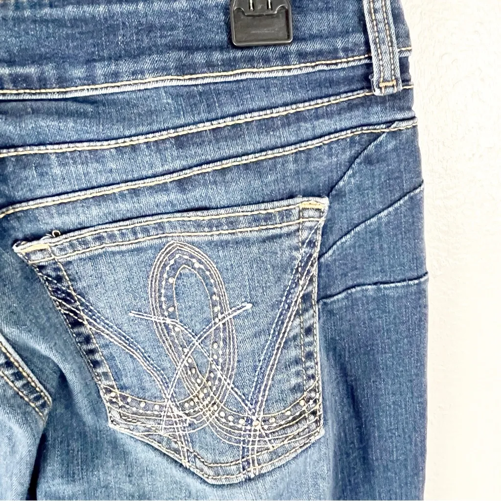 WRANGLER Blue Denim Mid Rise Five Pockets Distressed Bootcut Jeans Size 10 - Image 9