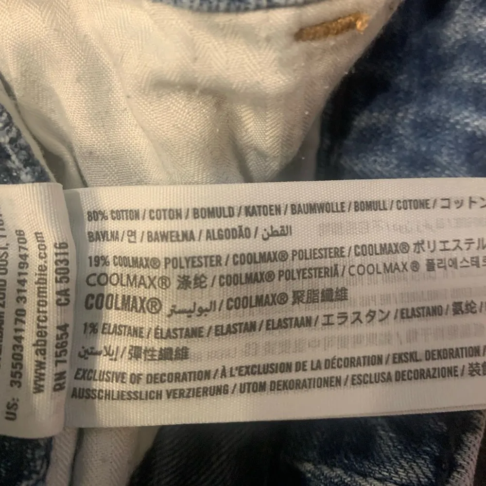 Hollister Distressed Boyfriend High-Rise Jeans - Size 00 - Image 10