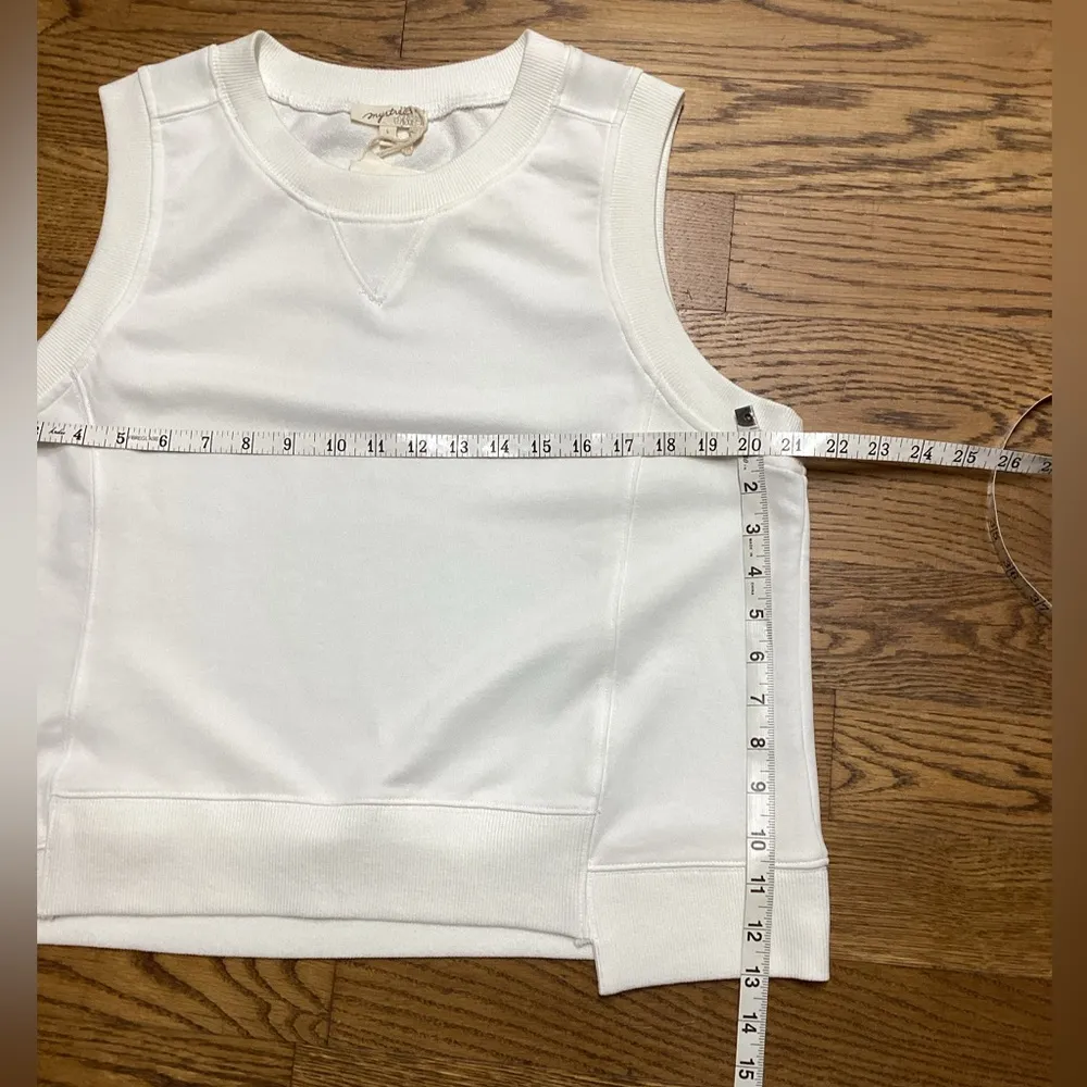 Mystree  sleeveless crew neck sweatshirt. Size Large. - Image 9